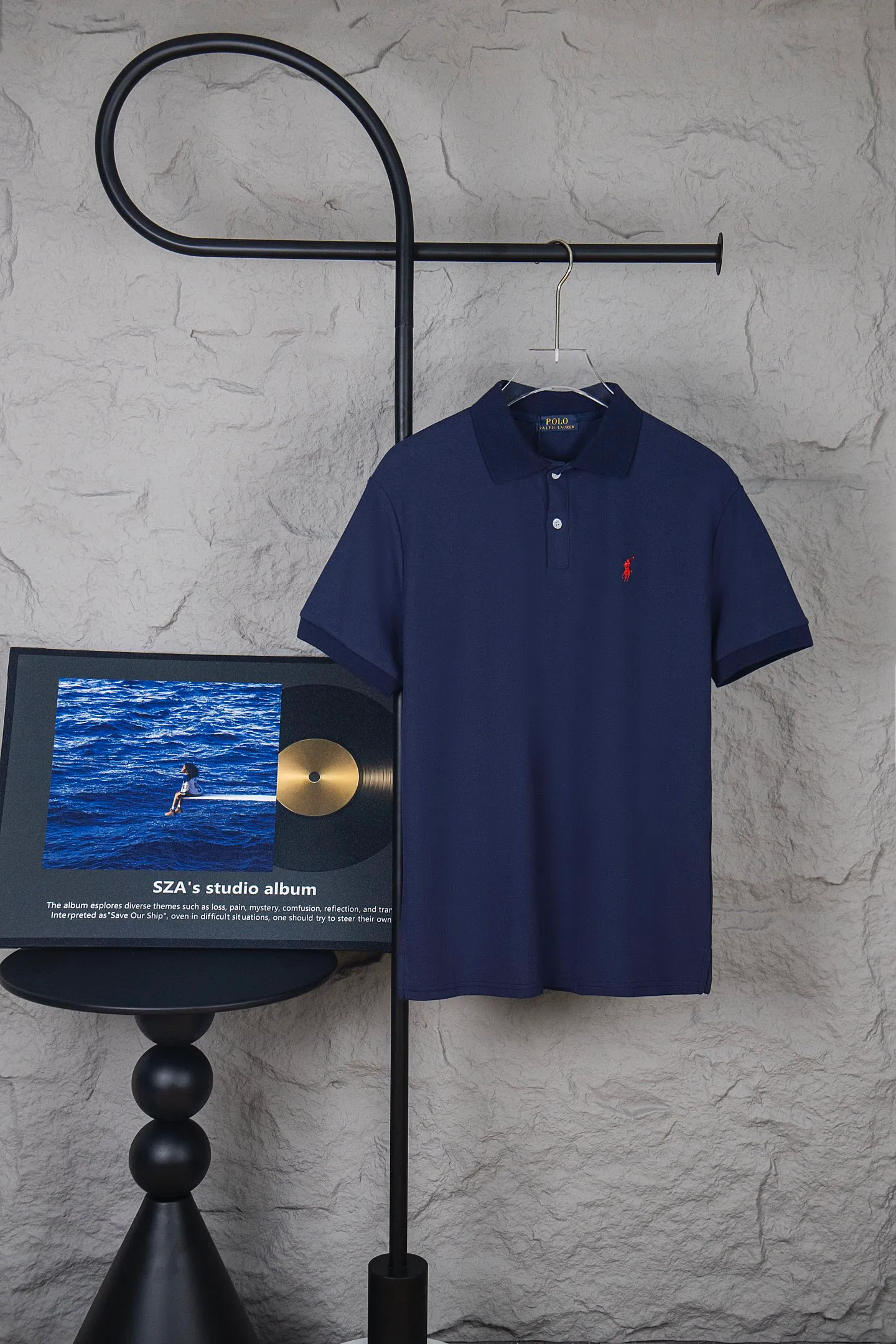 P130 Ralph Lauren/Ralph Lauren men's clothing American retro classic summer polo short-sleeved business casual spring and summer new men's pique cotton short-sleeved shirts There is a small amount left in the original order All fabric accessories are supplied by customers The pique fabric is very comfortable for the upper body in summer, breathable and light, feels delicate, soft and comfortable, skin-friendly, the details and craftsmanship are very good, a must-have for men's wardrobe, the version is simple and elegant, fashionable and casual, the upper body is super handsome. Don't miss it if you like it. Original cotton and linen material, skin-friendly and comfortable, breathable and refreshing The classic embroidered logo is invincible and versatile, suitable for both business and leisure. A complete set of three-label accessories, black, white, navy blue, gray SIZE: S-XL